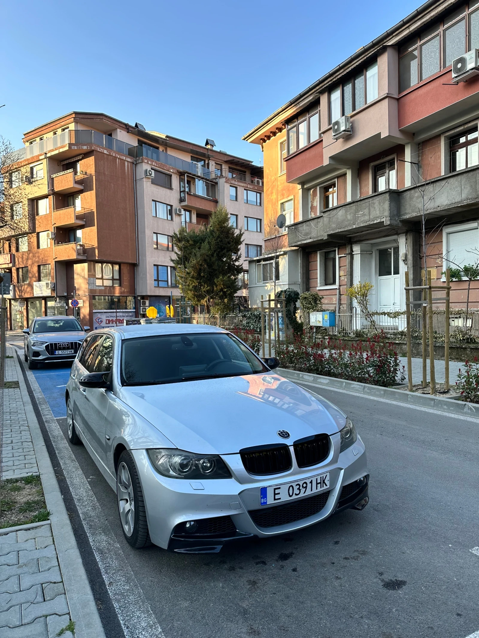 BMW 325 XDRIVE, снимка 2 - Автомобили и джипове - 53793095