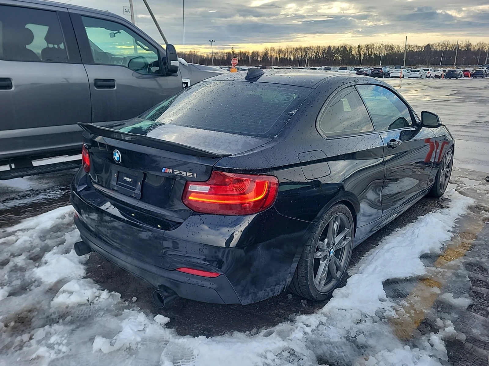 BMW 235 * * CARFAX * * АВТО КРЕДИТ * * , снимка 3 - Автомобили и джипове - 53912935