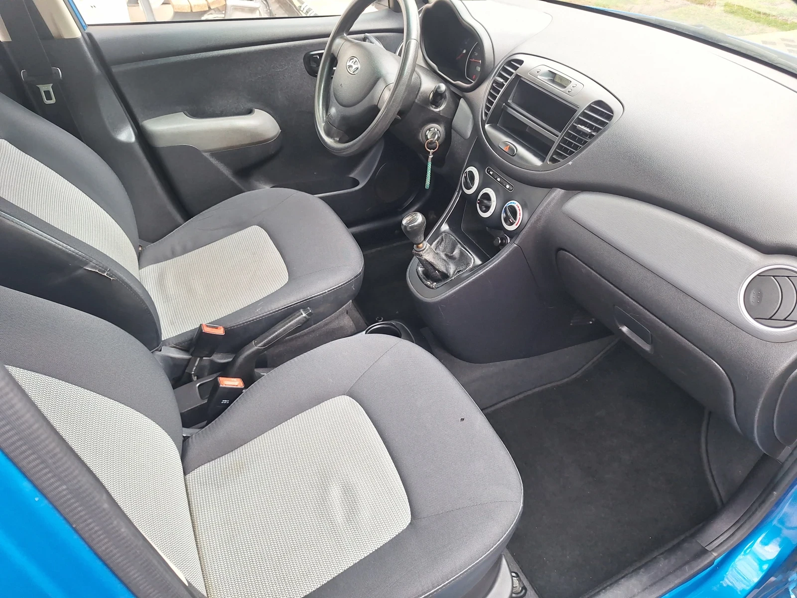 Hyundai I10 1.1 Климатик , снимка 10 - Автомобили и джипове - 54274319