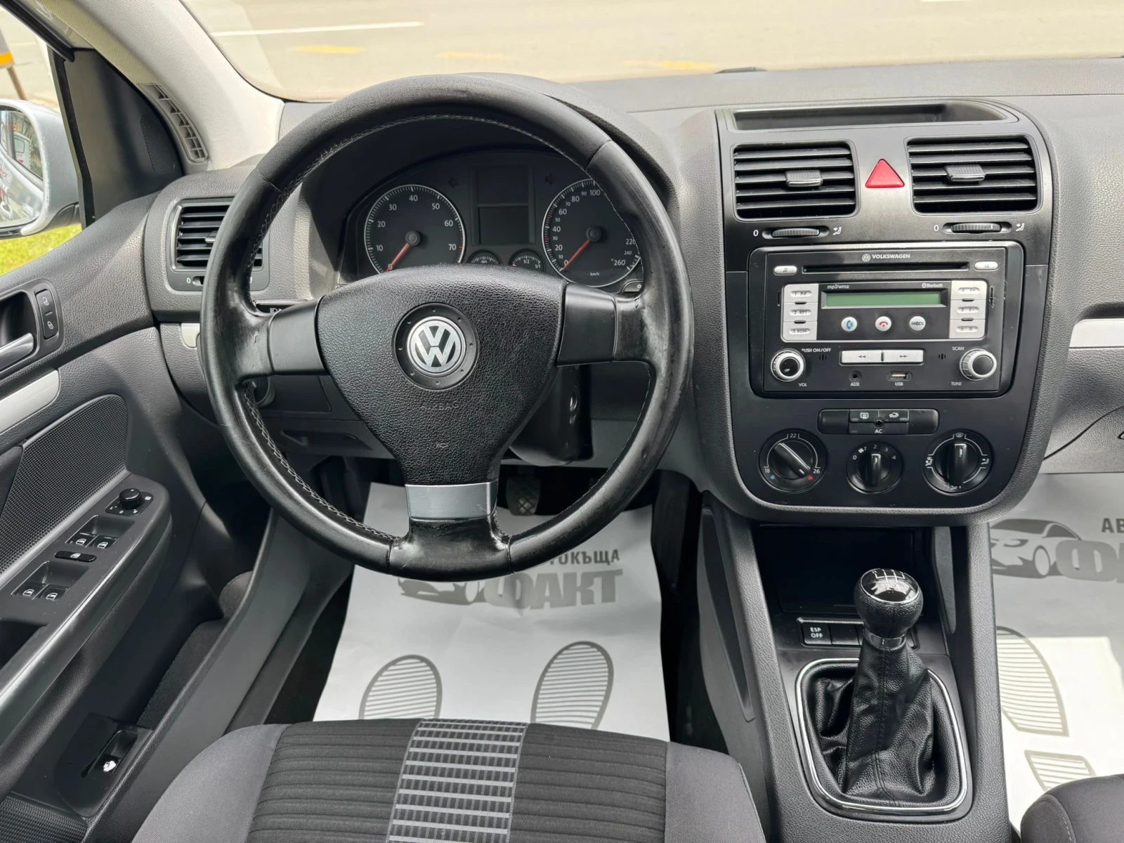 VW Golf 1.6i/ГАЗ, снимка 10 - Автомобили и джипове - 54394723