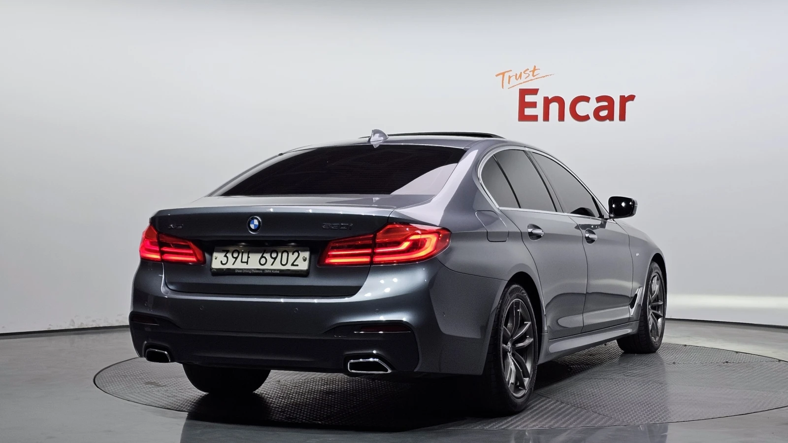 BMW 530 i xDrive M Sport Plus | HUD | 360 Camera | Distron | Mobile.bg � ����������� 2