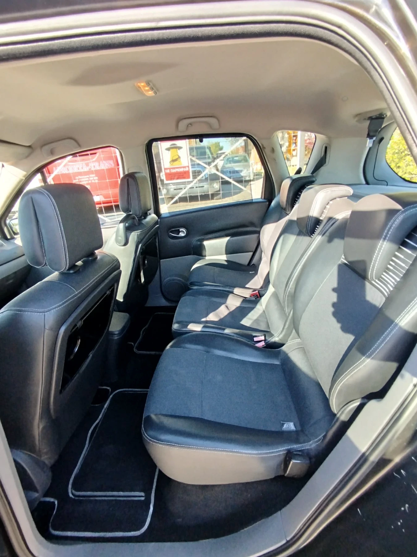 Renault Scenic 2.0 бензин , снимка 6 - Автомобили и джипове - 54528791