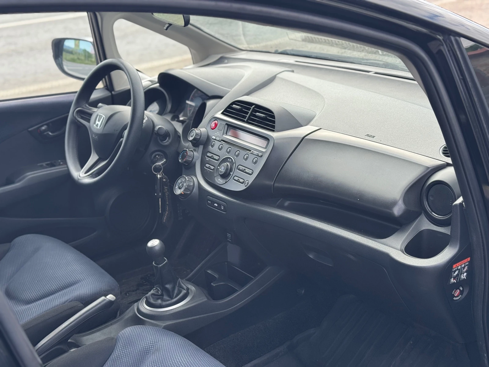Honda Jazz 1.2i FACELIFT* Бензин-Газ* Климатик* , снимка 11 - Автомобили и джипове - 54595335