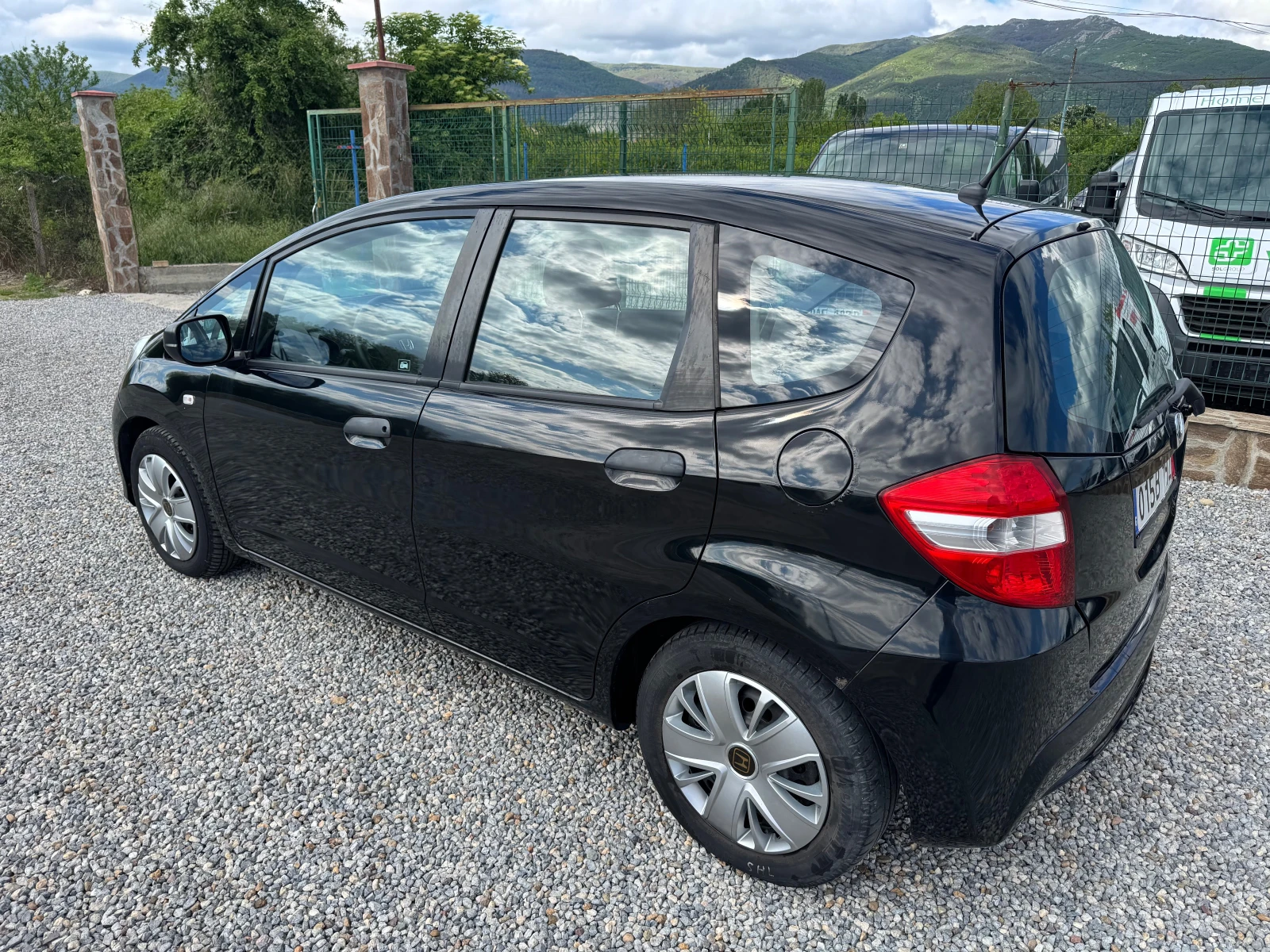Honda Jazz 1.2i FACELIFT* Бензин-Газ* Климатик* , снимка 7 - Автомобили и джипове - 54595335