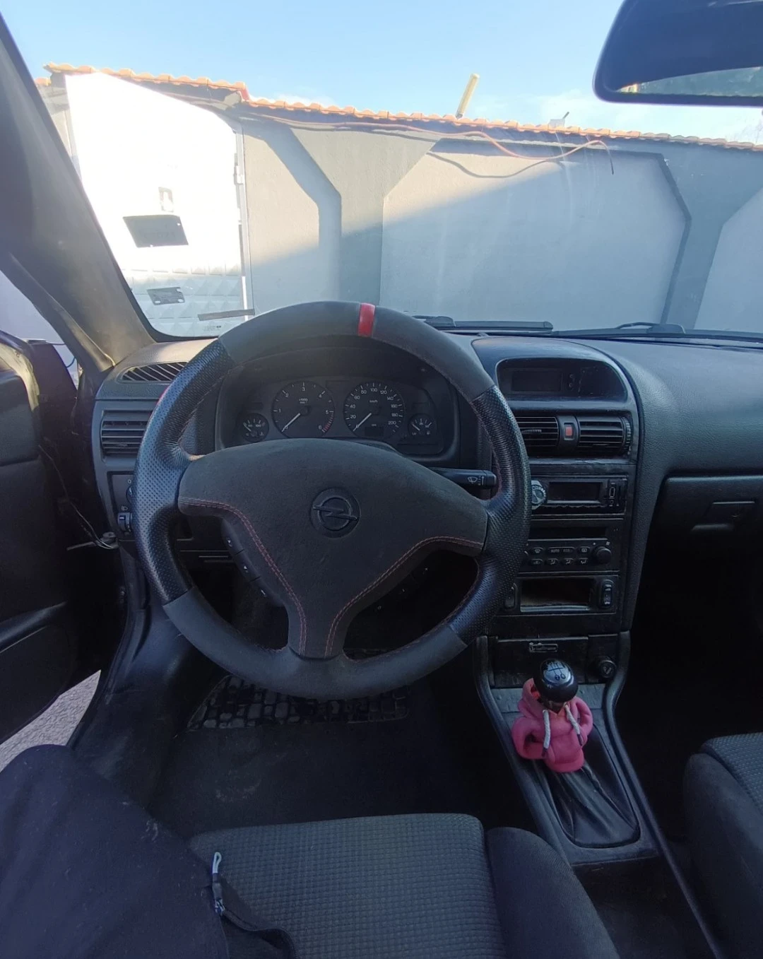 Opel Astra, снимка 4 - Автомобили и джипове - 54600116