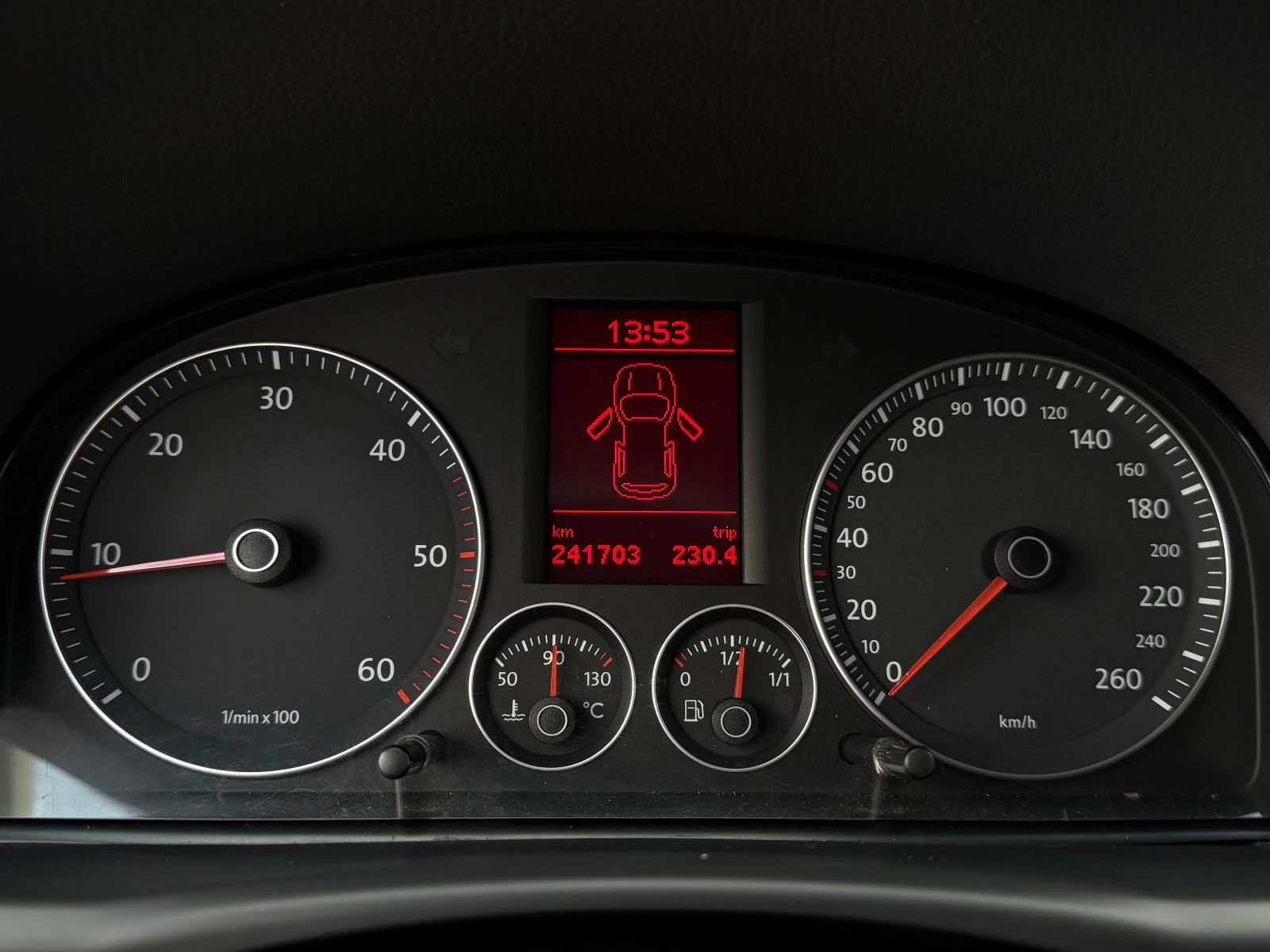 VW Touran 1.9 105кс 6 скорости ПОДГРЕВ, снимка 8 - Автомобили и джипове - 54790906