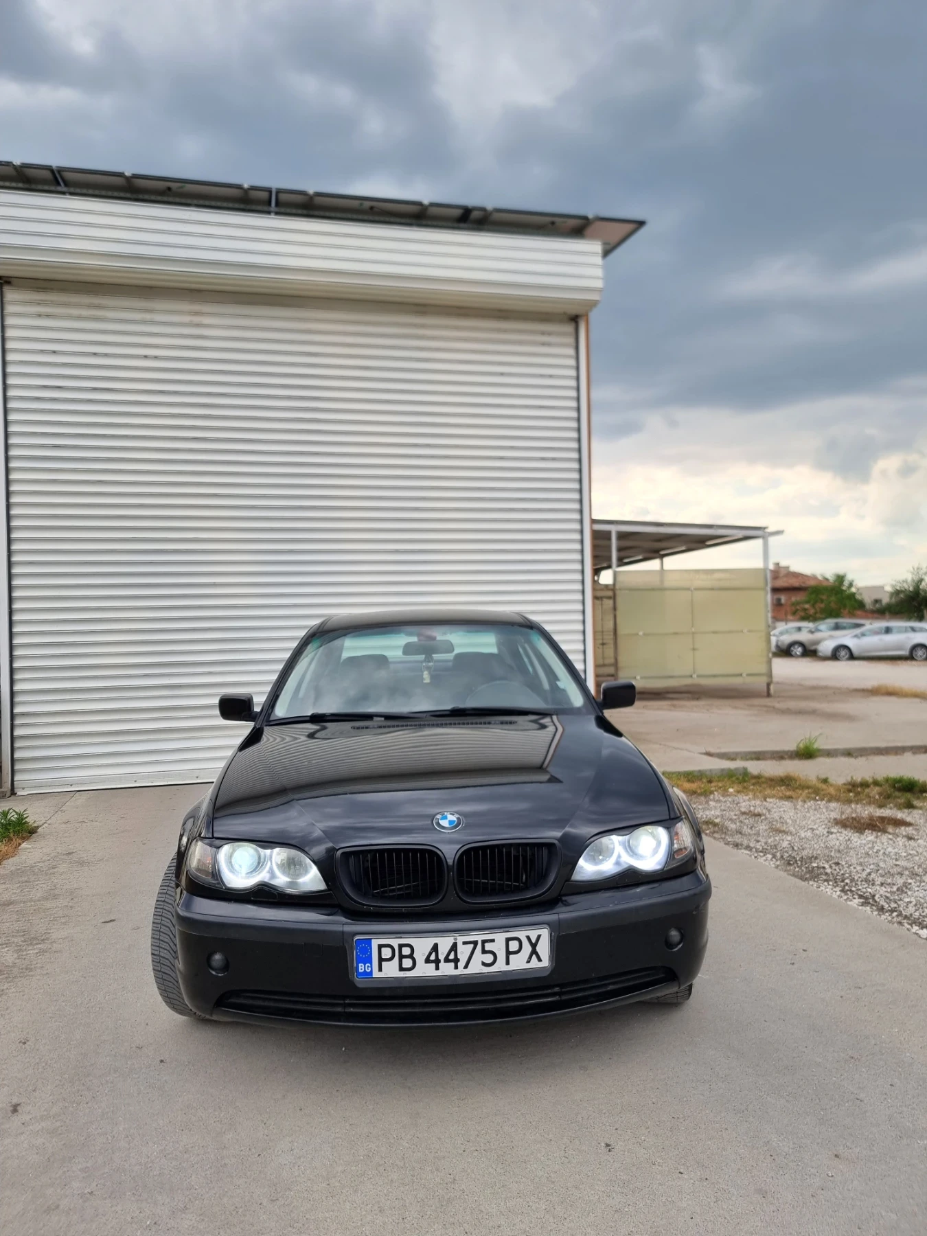 BMW 318 1.8, снимка 3 - Автомобили и джипове - 55155648