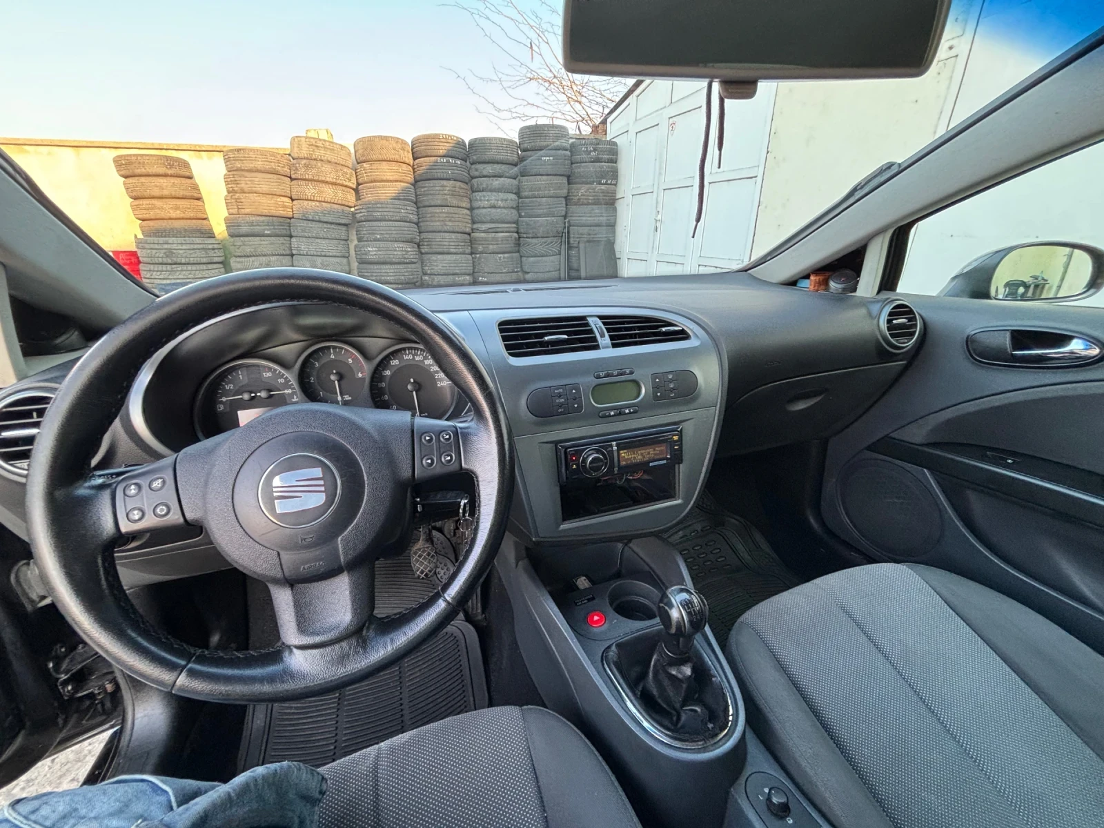 Seat Leon 2.0 TDI ПЪРВИ СОБСТВЕНИК, снимка 6 - Автомобили и джипове - 55348961