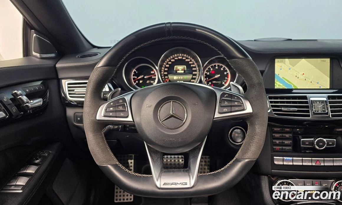 Mercedes-Benz CLS CLS63 AMG 4MATIC, снимка 13 - Автомобили и джипове - 56122365