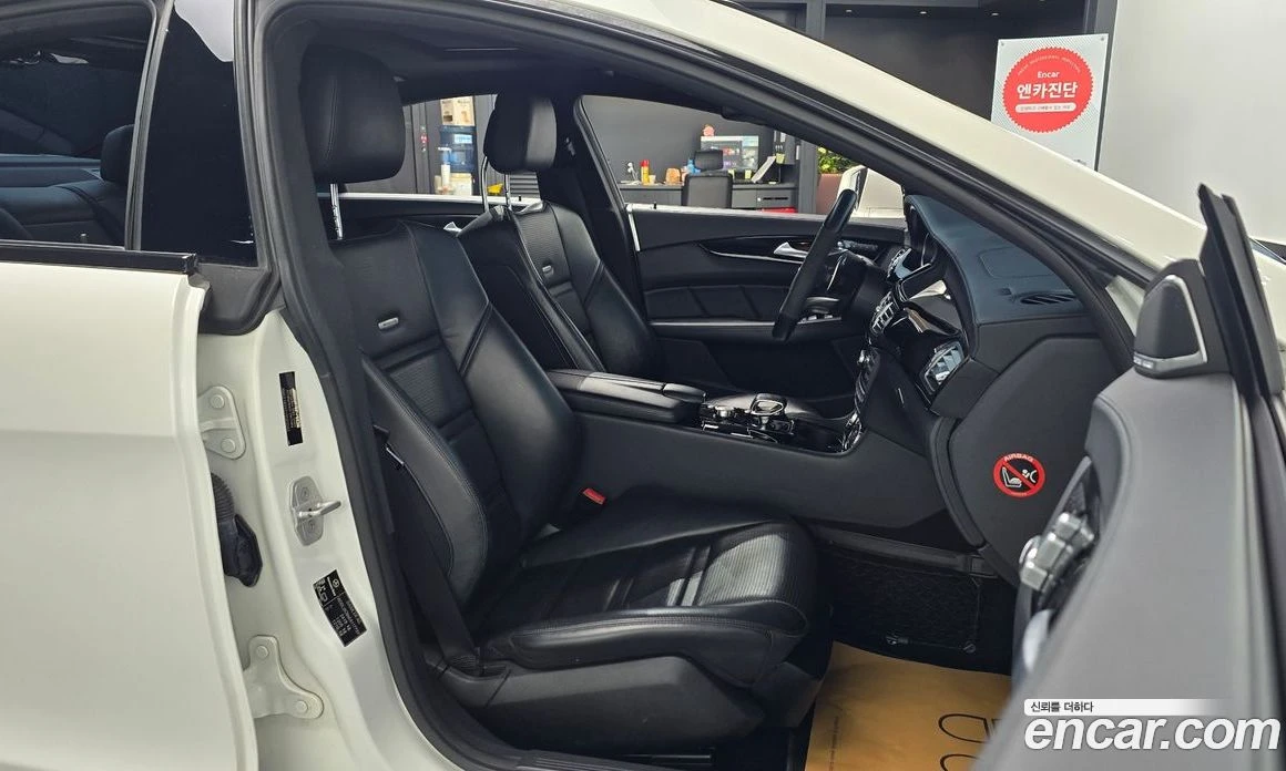 Mercedes-Benz CLS CLS63 AMG 4MATIC, снимка 10 - Автомобили и джипове - 56122365