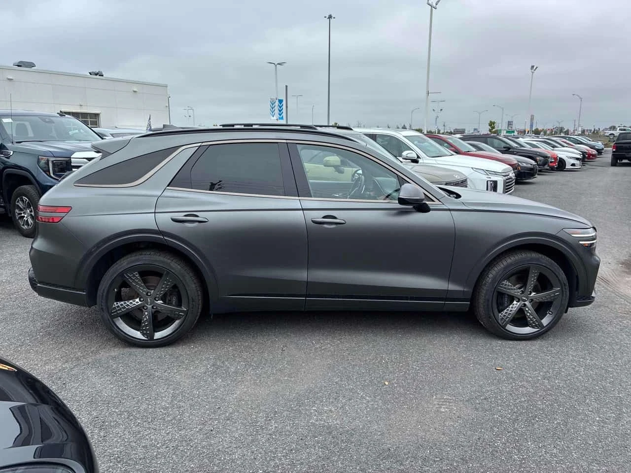 Genesis GV70 * 3.5T Sport * CARFAX * ����� �� ����������� | Mobile.bg � ����������� 3