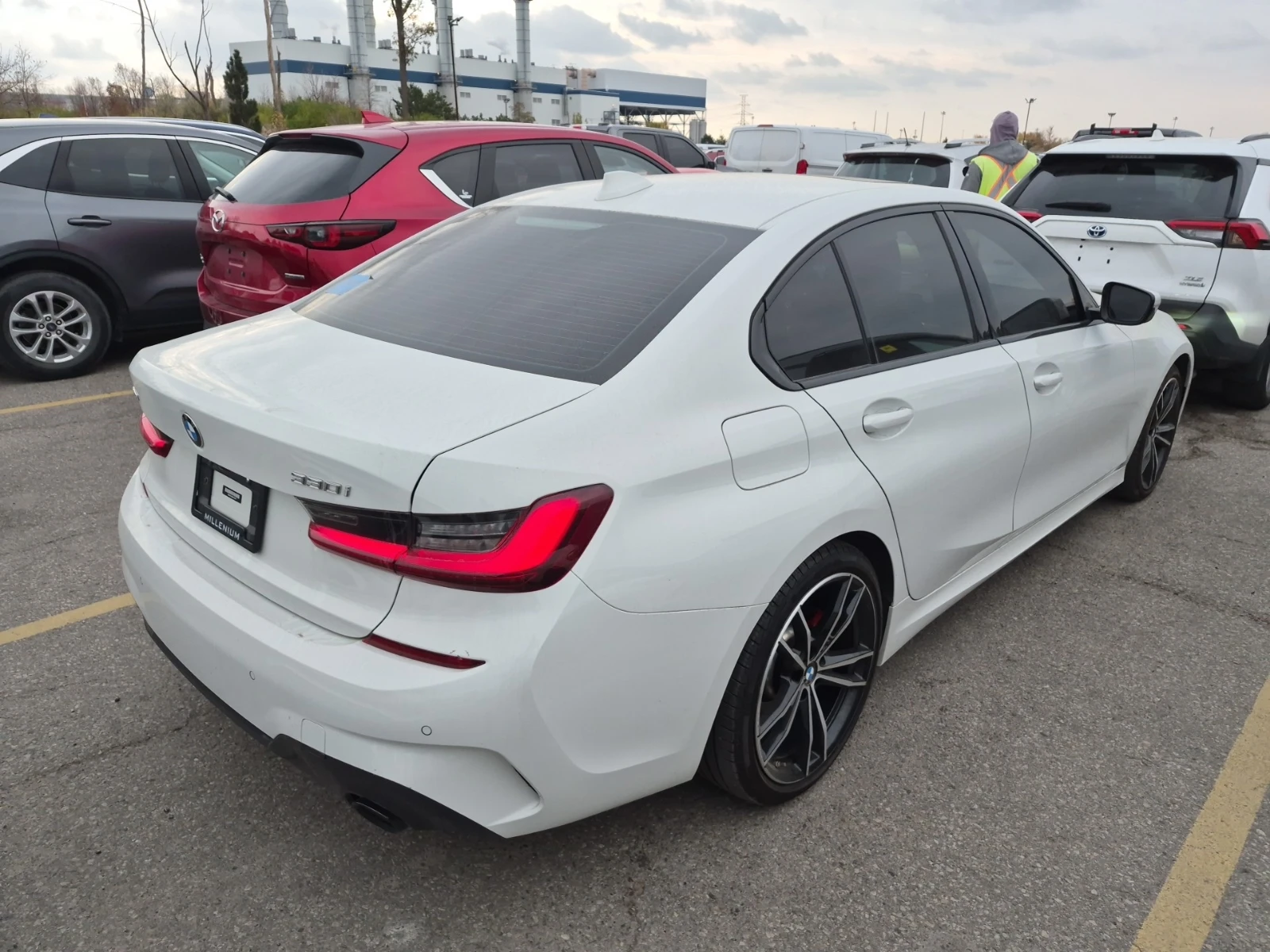 BMW 330 MPACK* XDRIVE* ПАНО* ПОДГРЕВ* КАМЕРА* , снимка 3 - Автомобили и джипове - 56677529