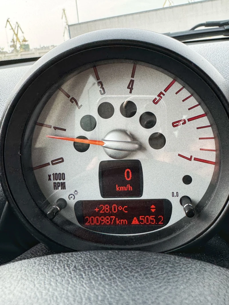 Mini Countryman, снимка 14 - Автомобили и джипове - 47342696