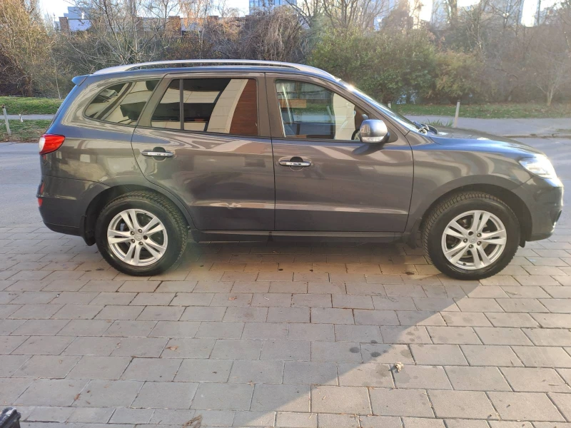 Hyundai Santa fe, снимка 4 - Автомобили и джипове - 48118414