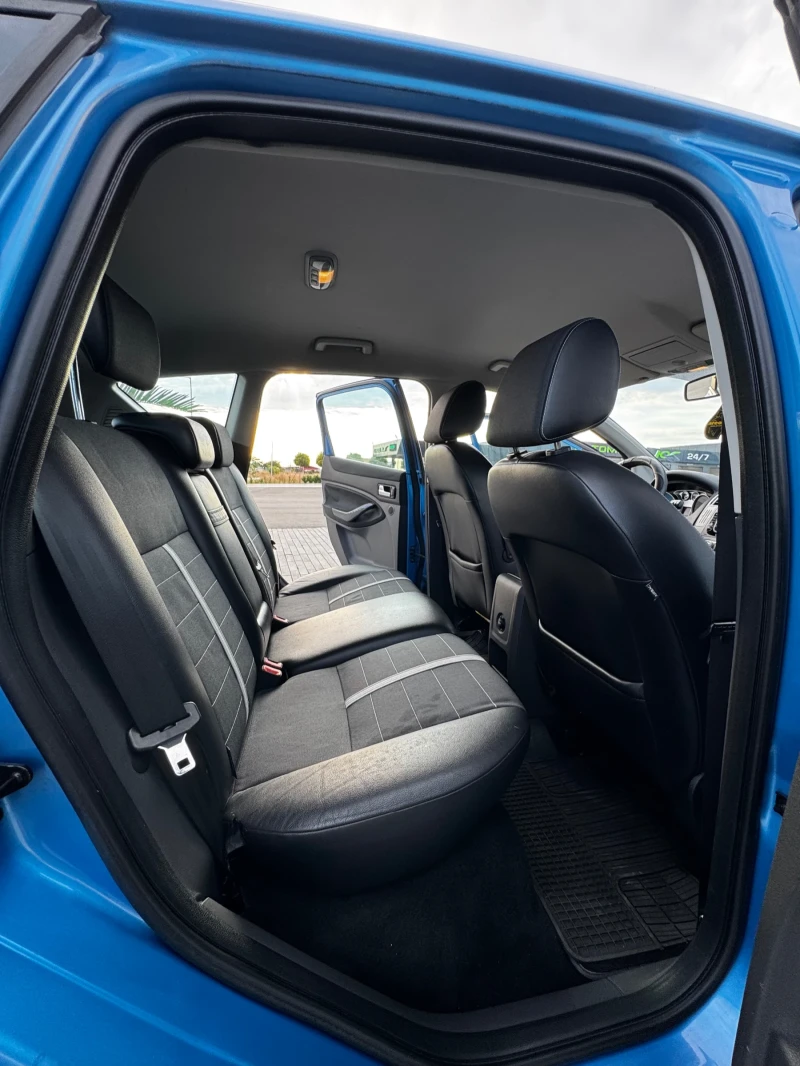 Ford Kuga, снимка 8 - Автомобили и джипове - 52457892