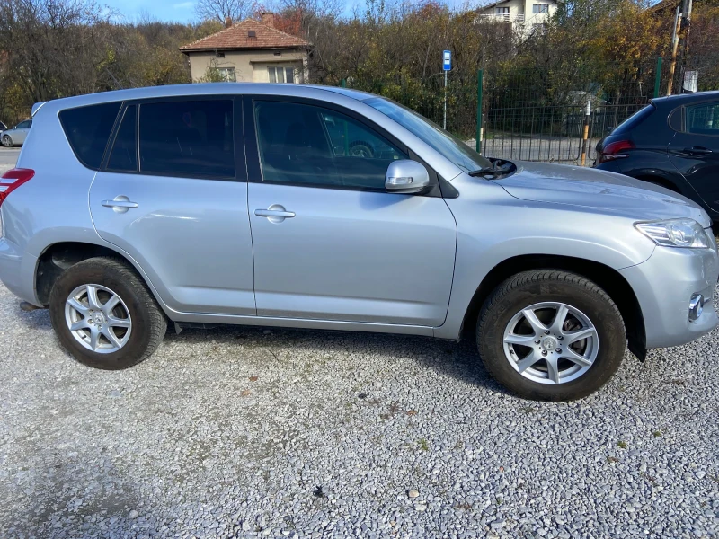 Toyota Rav4, снимка 4 - Автомобили и джипове - 52273785