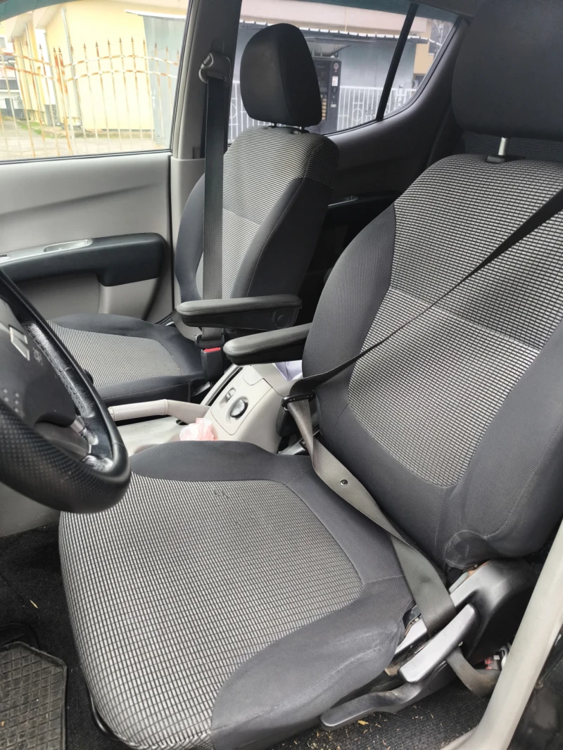 Mitsubishi L200, снимка 13 - Автомобили и джипове - 52665404