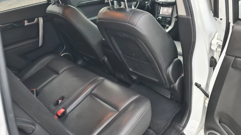Chevrolet Captiva SWISS-4x4, снимка 3 - Автомобили и джипове - 52665426