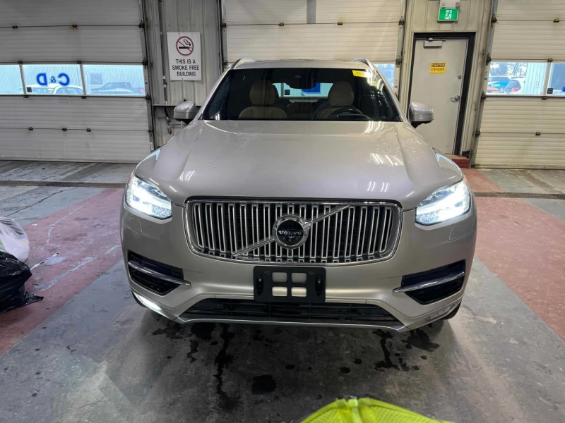 Volvo Xc90 INSCRIPTION/HUD/PANO/LANE DEPARTURE/BLIND SPOT/B&W, снимка 3 - Автомобили и джипове - 52705293