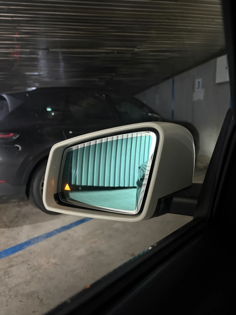 Mercedes-Benz GLA 220, снимка 9 - Автомобили и джипове - 53213240