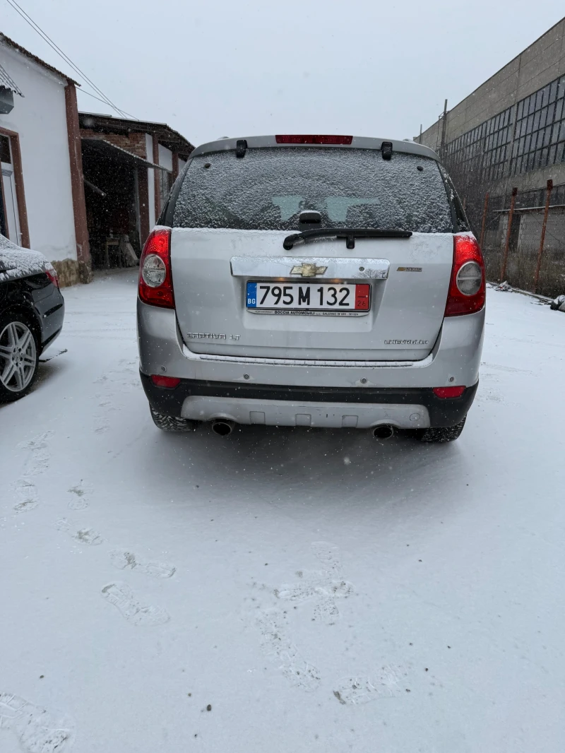 Chevrolet Captiva, снимка 6 - Автомобили и джипове - 53238162