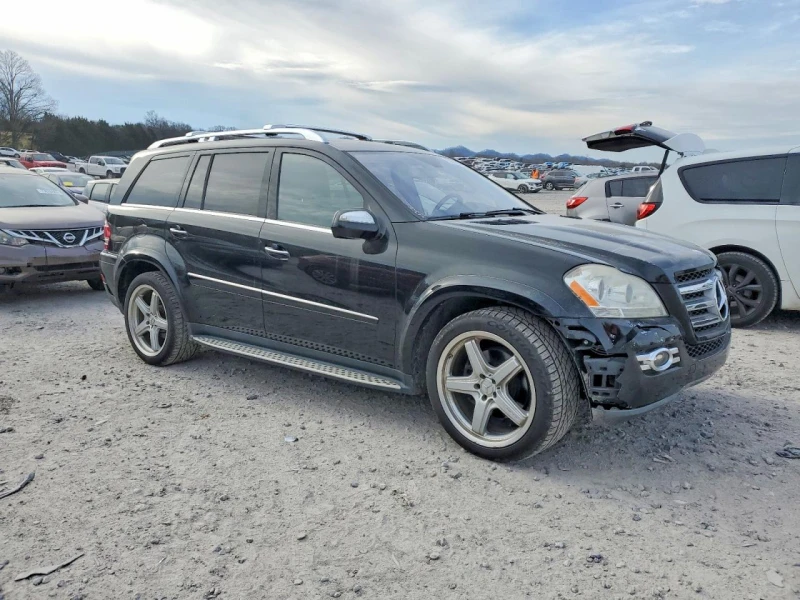 Mercedes-Benz GL 550 5.5l 4Matic, снимка 4 - Автомобили и джипове - 53252703