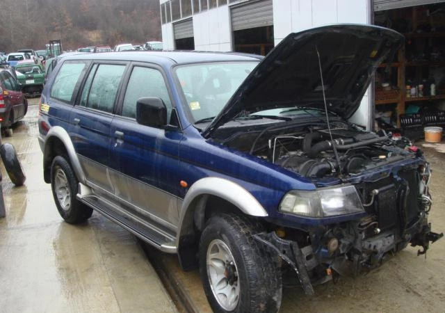 Mitsubishi Pajero sport 2.5TDI - [1] 