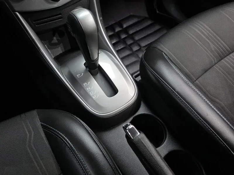 Chevrolet Trax 1.4, снимка 9 - Автомобили и джипове - 54330246