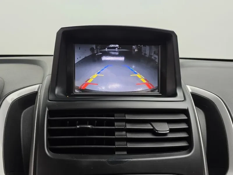 Chevrolet Trax 1.4, снимка 14 - Автомобили и джипове - 54330246