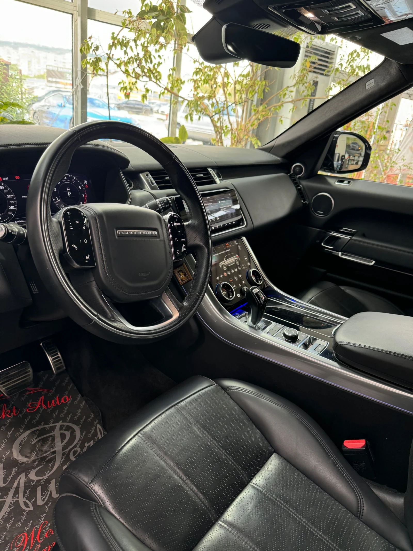 Land Rover Range Rover Sport * FULL Екстри * MERIDIAN * Панорама *  - изображение 8