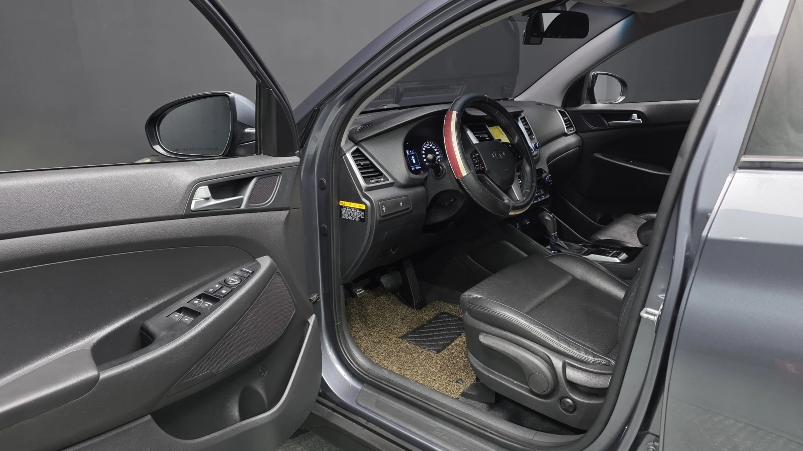 Hyundai Tucson 2.0 4WD MODERN - изображение 9