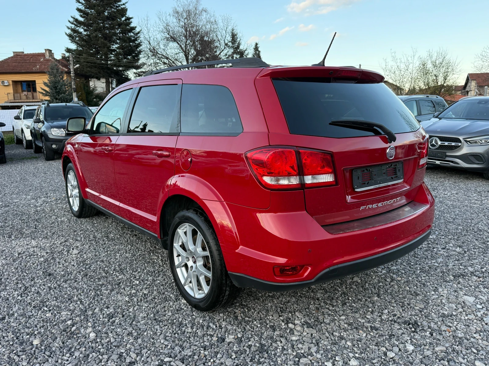 Fiat Freemont 2.0JTD(170кс)7места/Навигация/Безключов достъп/EU5 - изображение 6