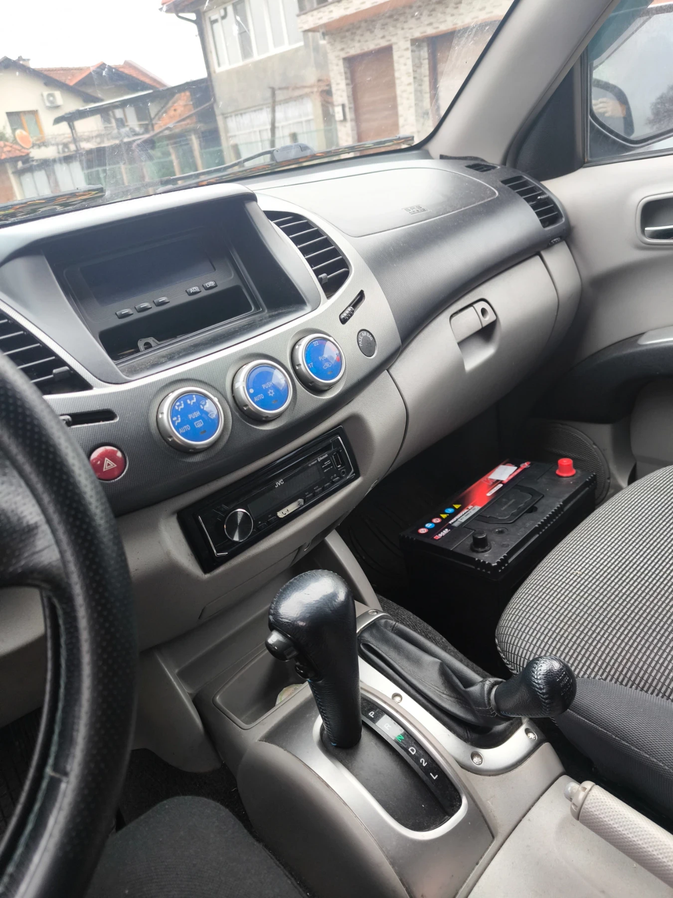 Mitsubishi L200 | Mobile.bg   11