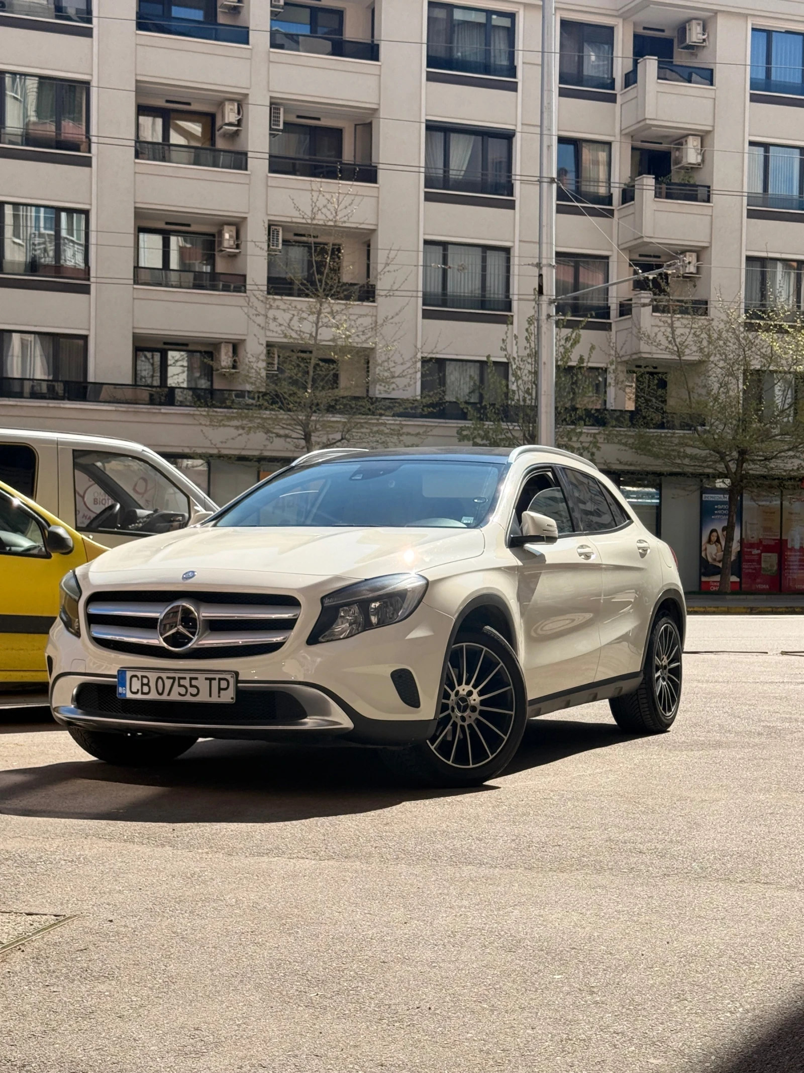 Mercedes-Benz GLA 220