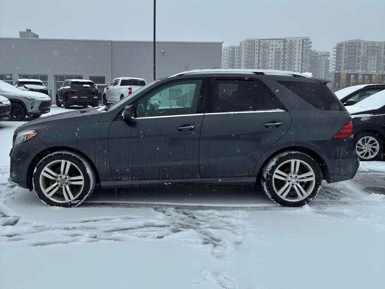 Mercedes-Benz GLE * 350d * CARFAX * ЦЕНА ДО БГ, снимка 3 - Автомобили и джипове - 53928170