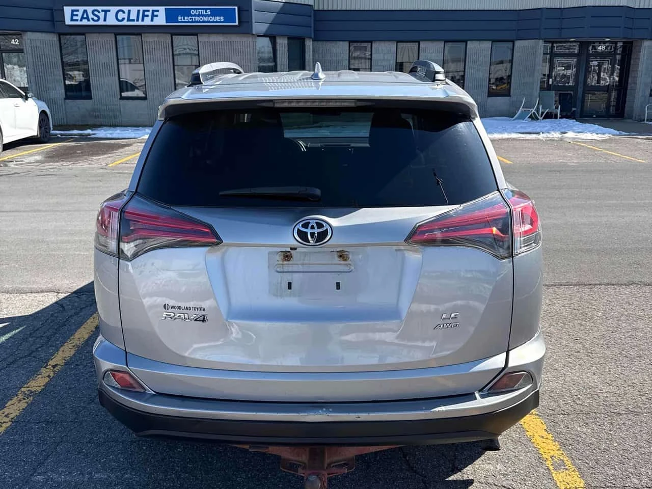 Toyota Rav4 * LE * CARFAX * ЦЕНА ДО БГ, снимка 5 - Автомобили и джипове - 54057818