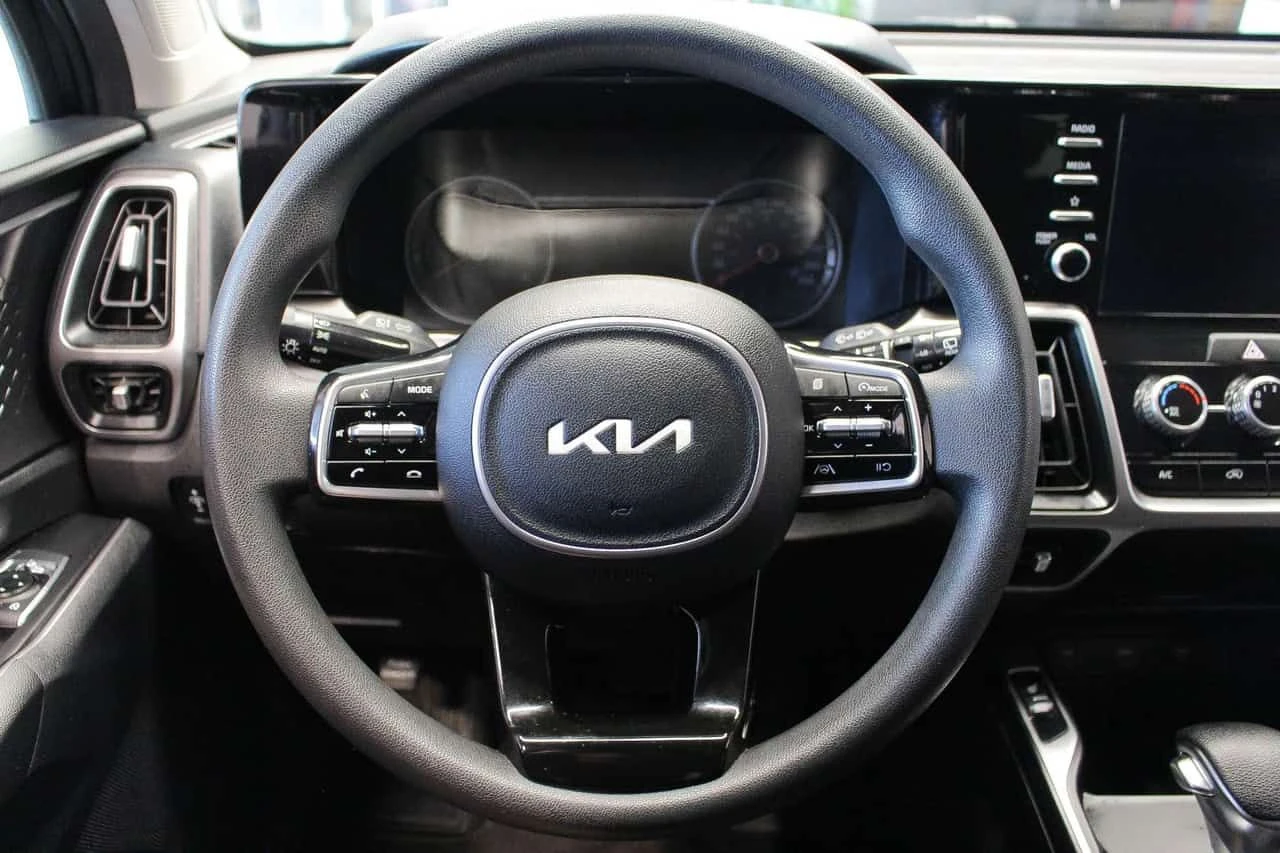 Kia Sorento * LX * АВТОКРЕДИТ БЕЗ ПЪРВОНАЧАЛНА ВНОСКА, снимка 9 - Автомобили и джипове - 54553433