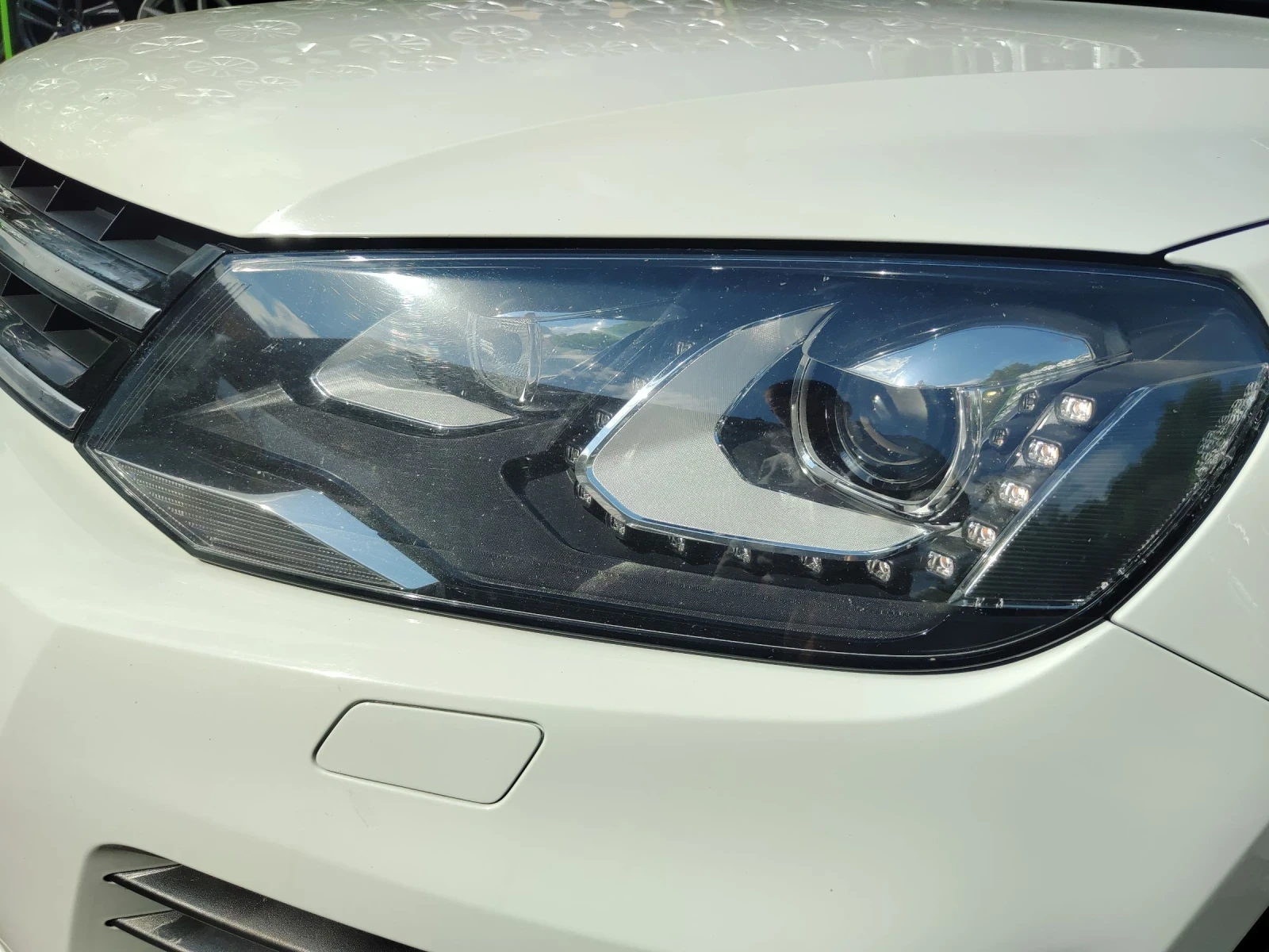 VW Touareg 3.0 TDI Exclusive , снимка 14 - Автомобили и джипове - 54729702