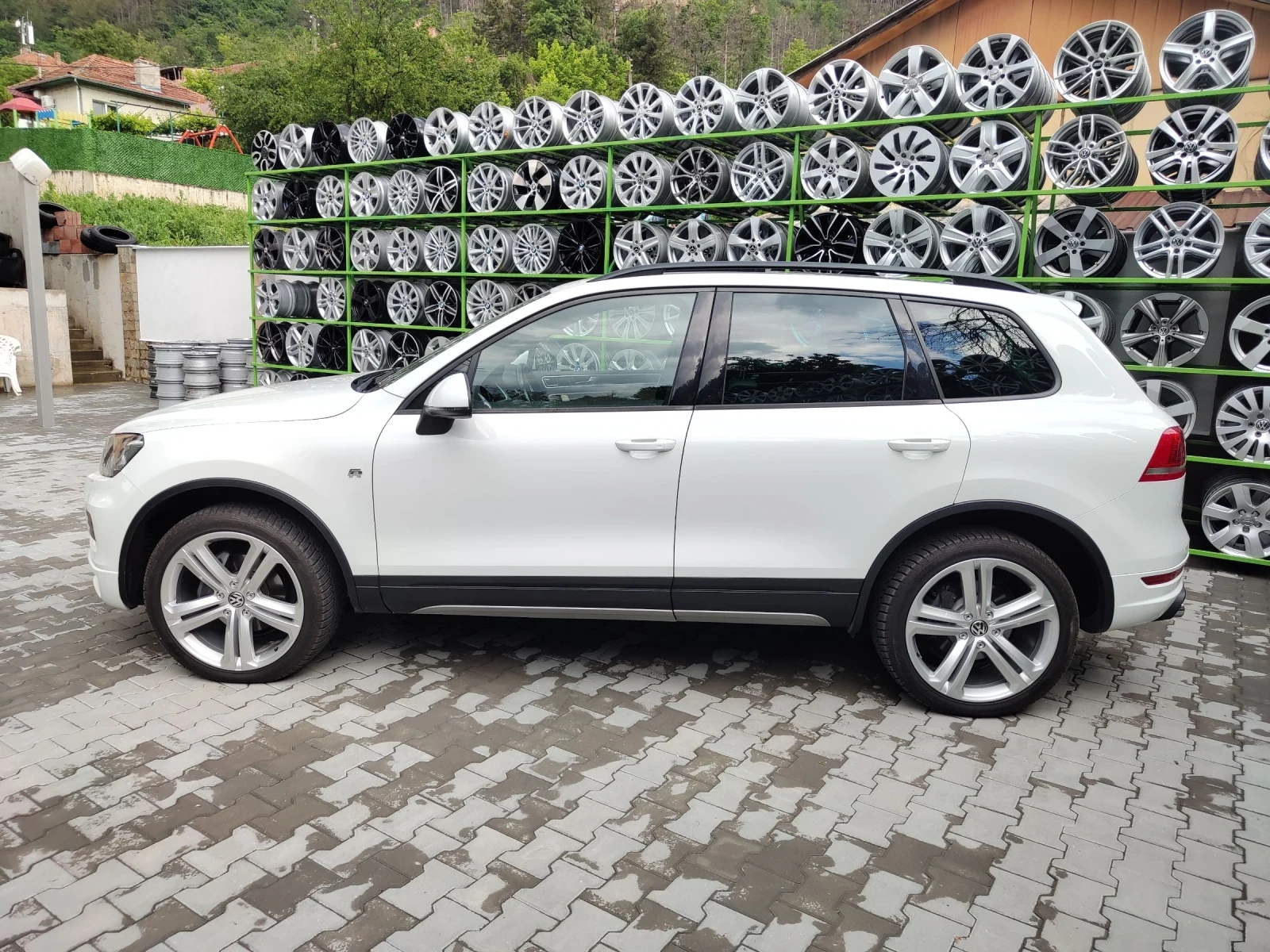VW Touareg 3.0 TDI Exclusive , снимка 5 - Автомобили и джипове - 54729702