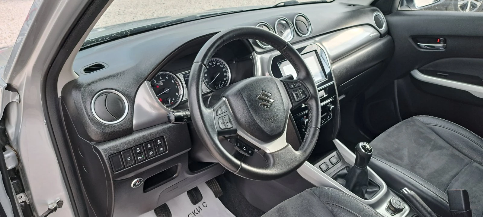 Suzuki Vitara 1.6i GPL 120kc 4x4, Navi, ����, ������ | Mobile.bg � ����������� 10