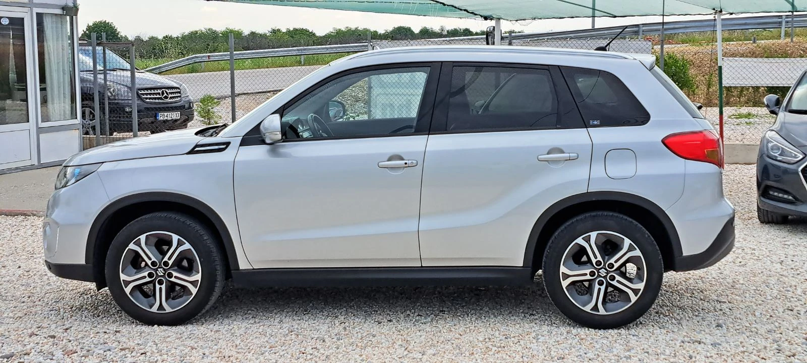 Suzuki Vitara 1.6i GPL 120kc 4x4, Navi, ����, ������ | Mobile.bg � ����������� 4