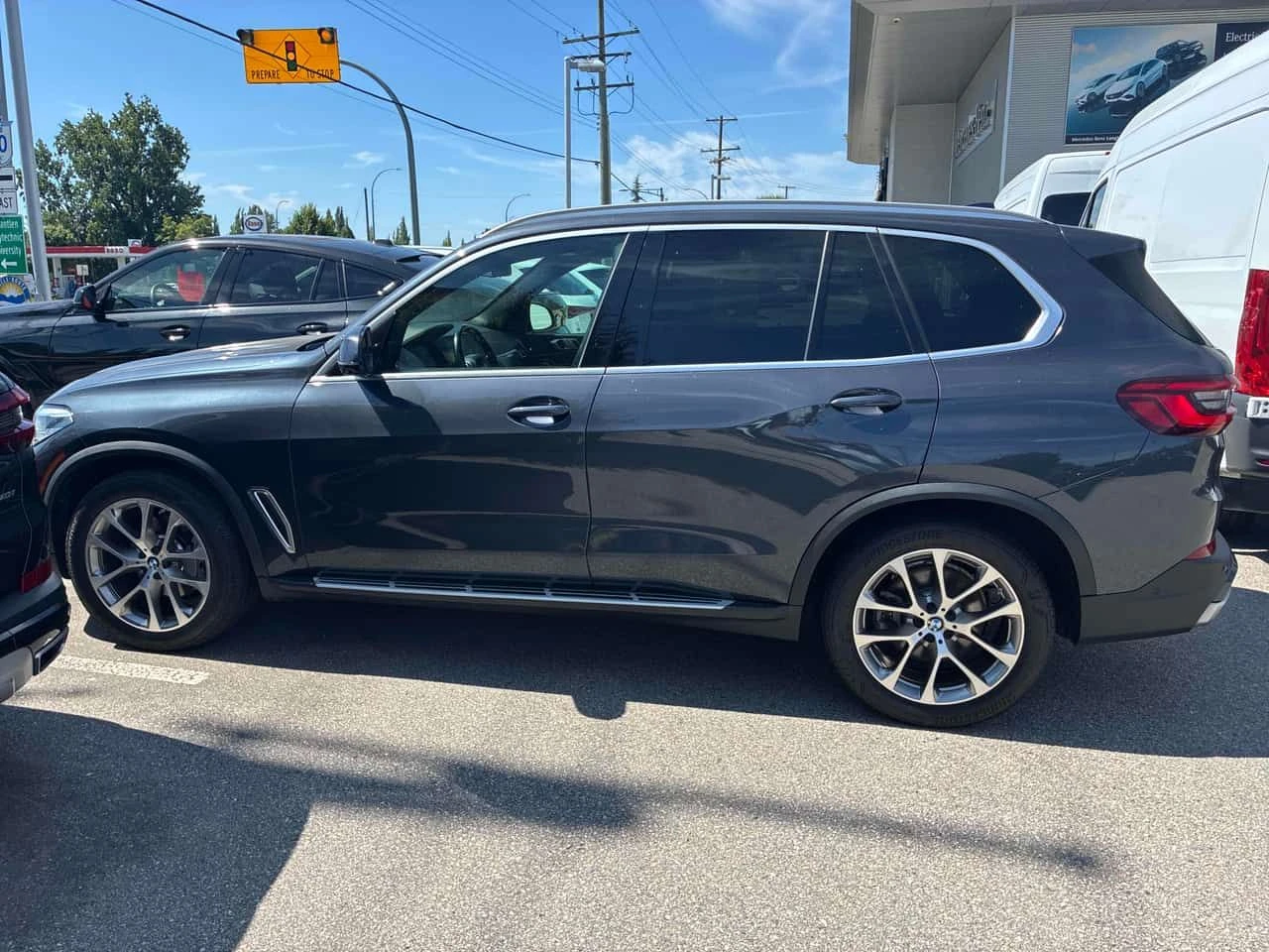 BMW X5 * xDrive40i * БЕЗ ЗАБЕЛЕЖКИ * ПРЕДСТАВИТЕЛСТВО, снимка 3 - Автомобили и джипове - 55193754