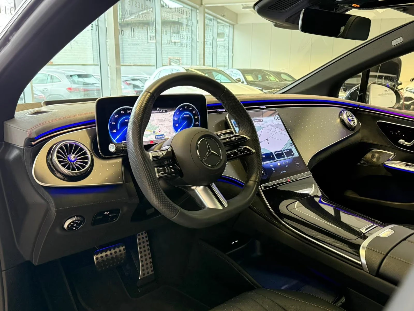 Mercedes-Benz EQE 350 AMG/476HP/4M/BURM/HUD/PANO/360/NIGHT/715z, снимка 9 - Автомобили и джипове - 55573676