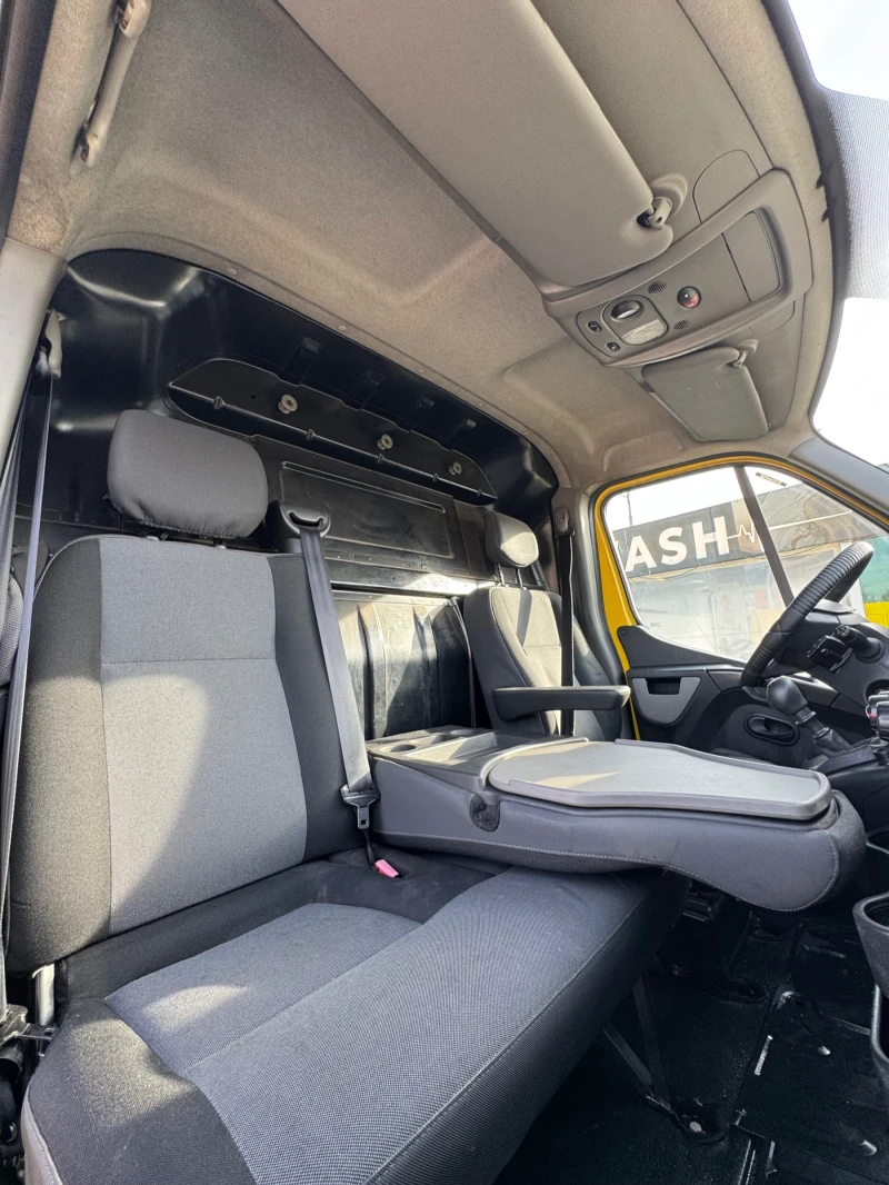 Renault Master 137 000km 2 ри собственик MAXXI Климатик, снимка 13 - Бусове и автобуси - 52798807