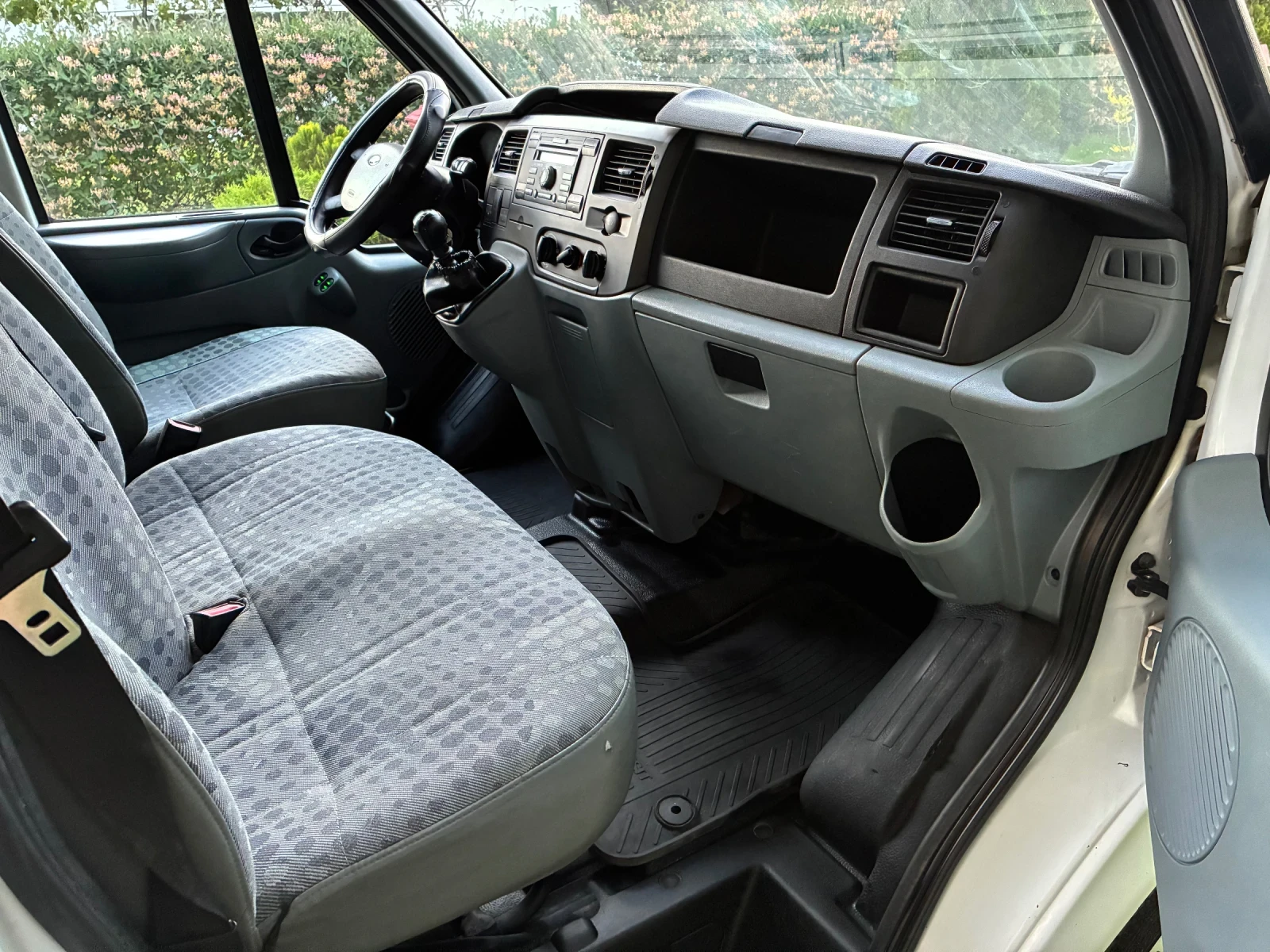 Ford Transit КЛИМАТИК, снимка 11 - Бусове и автобуси - 54707228