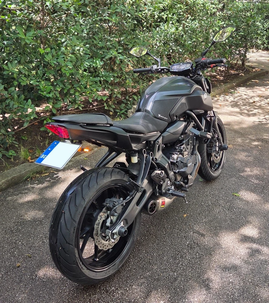 Yamaha Mt-07 AKRAPOVIC - изображение 2