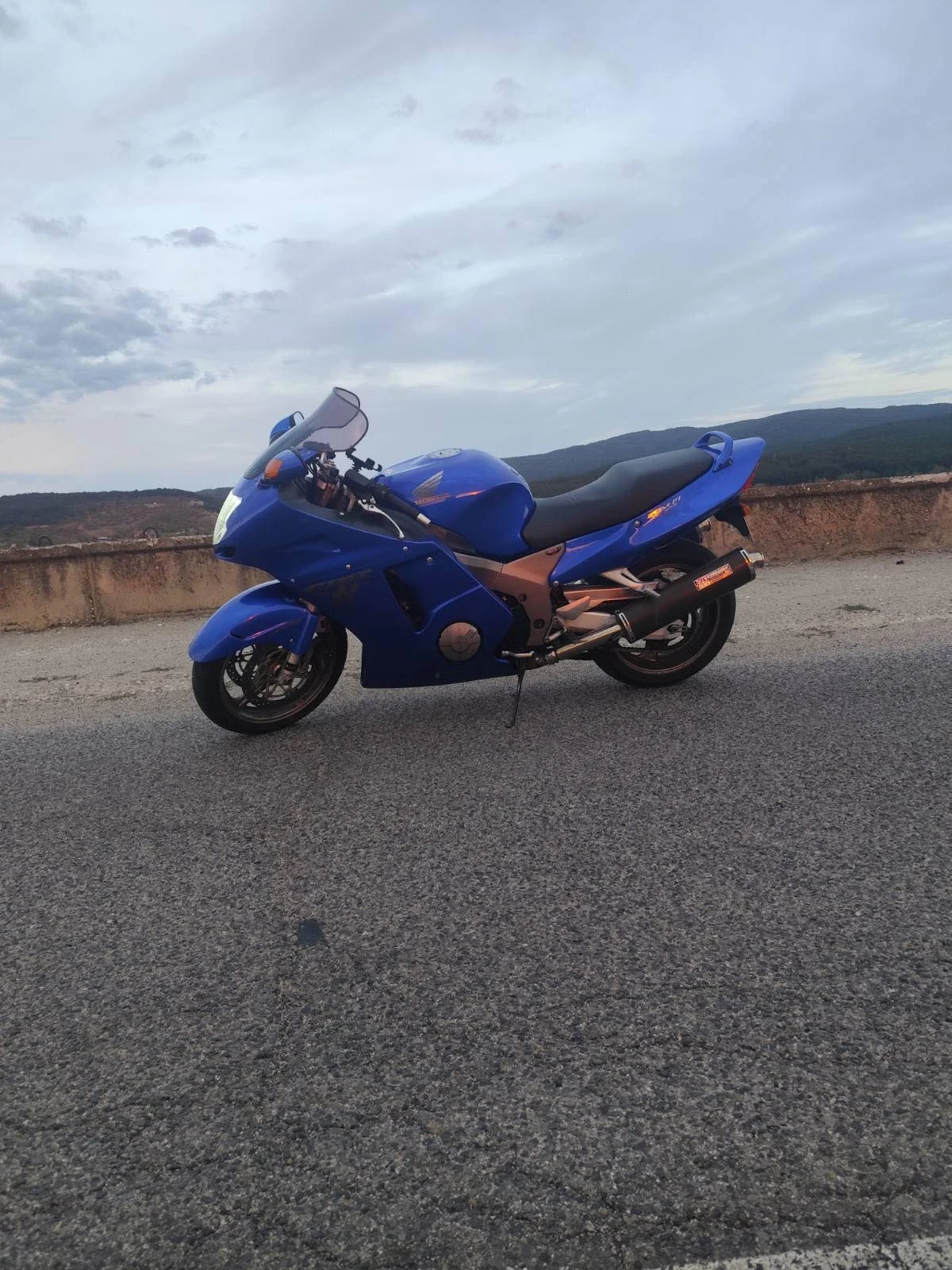 Honda Cbr XX, снимка 2 - Мотоциклети и мототехника - 54728526