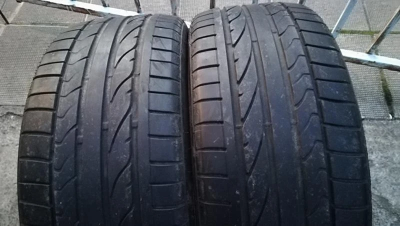 Гуми Летни 245/45R18, снимка 1 - Гуми и джанти - 24780369