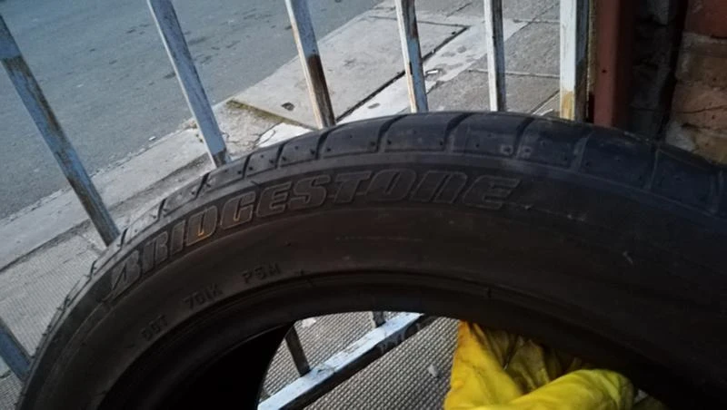 Гуми Летни 245/45R18, снимка 4 - Гуми и джанти - 24780369