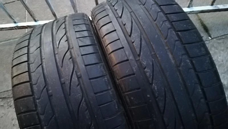 Гуми Летни 245/45R18, снимка 2 - Гуми и джанти - 24780369